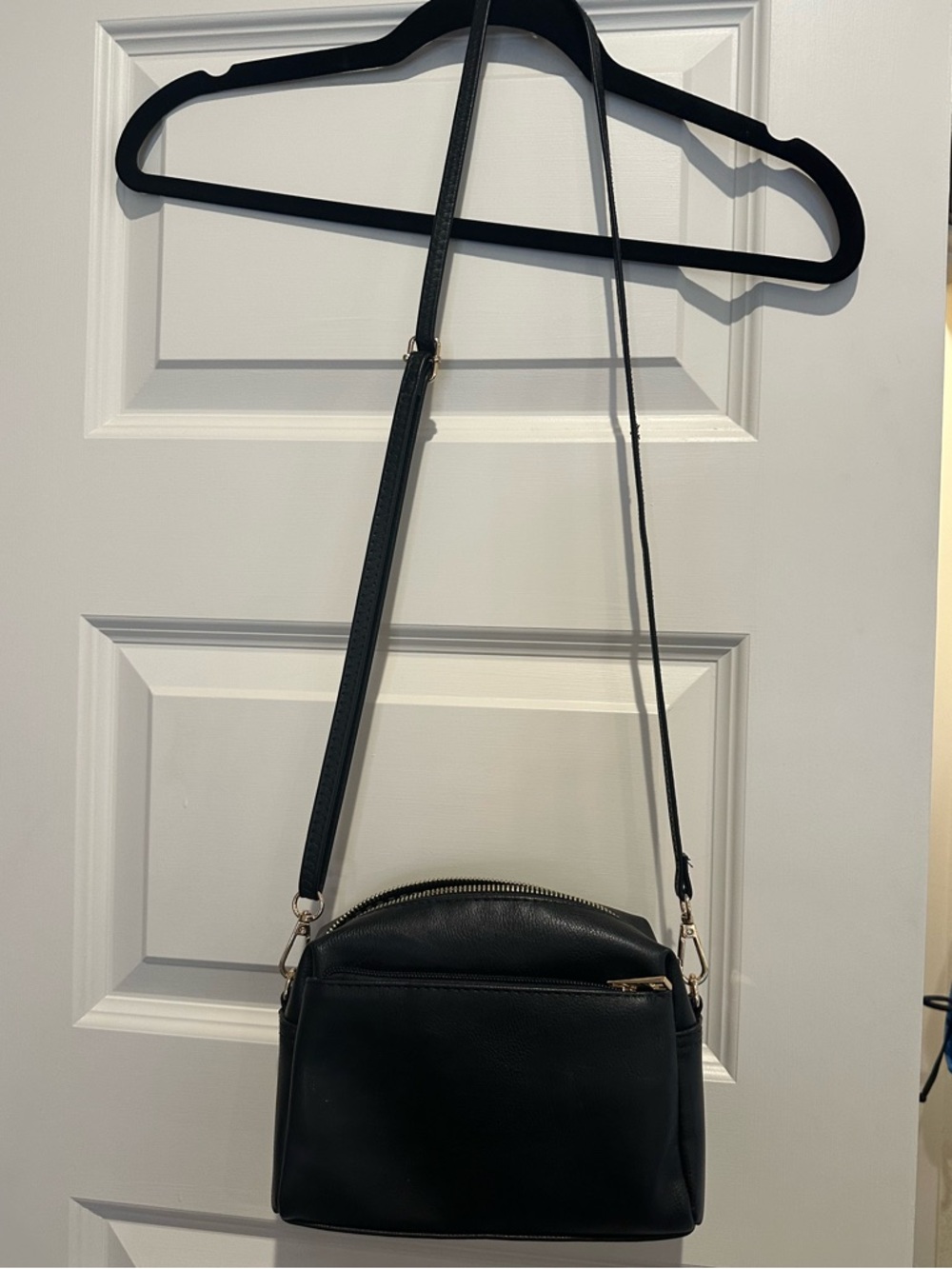 Black Shoulder/ Crossbody bag